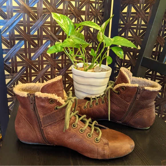 GIANNI BINI Leather Boots - Picture 6 of 7